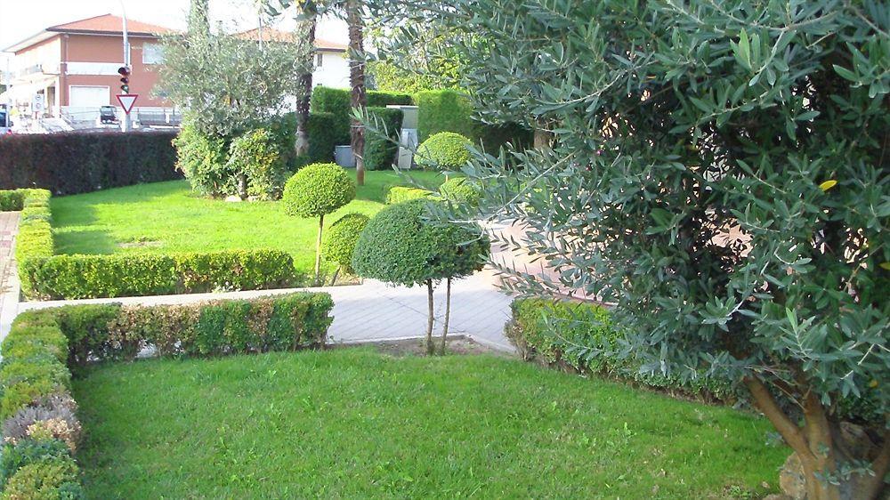 Hotel Da Vito Campagna Lupia Bagian luar foto