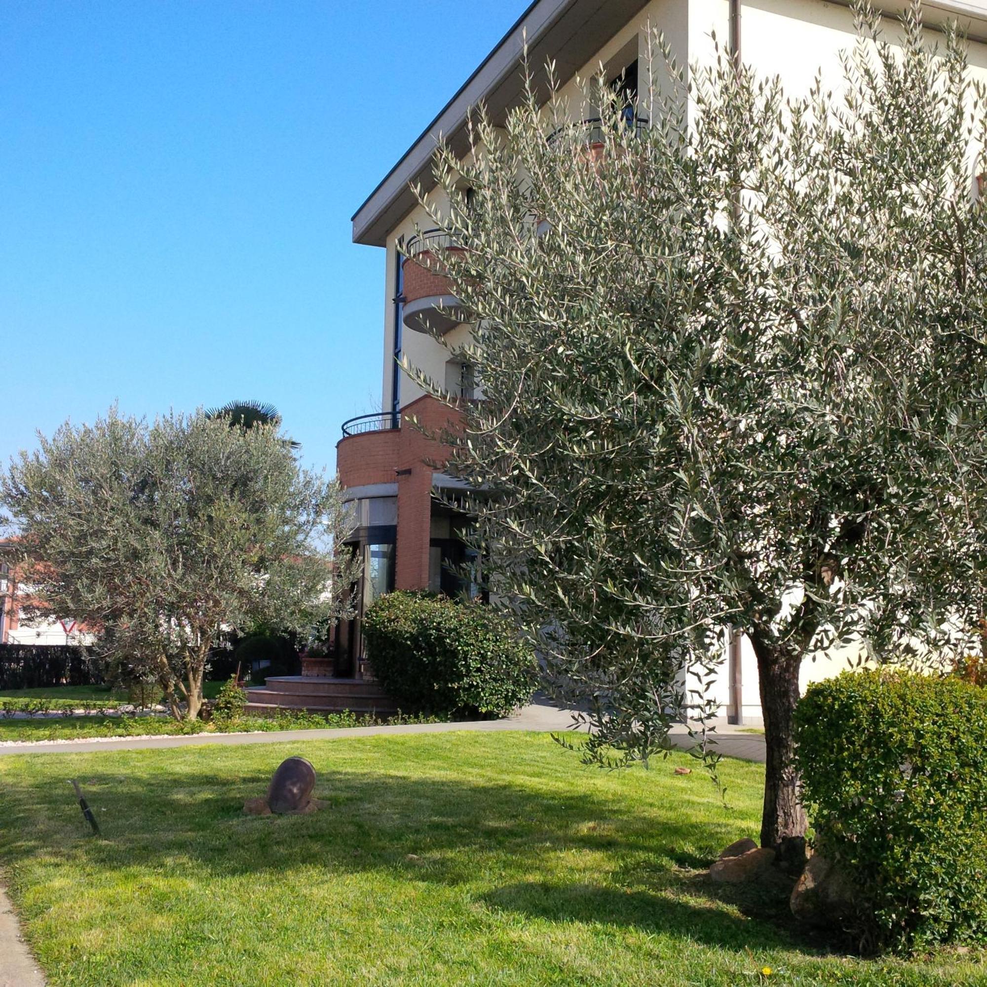 Hotel Da Vito Campagna Lupia Bagian luar foto