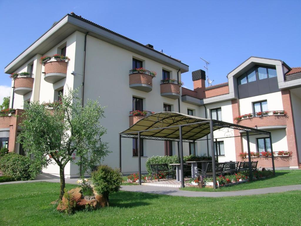 Hotel Da Vito Campagna Lupia Bagian luar foto