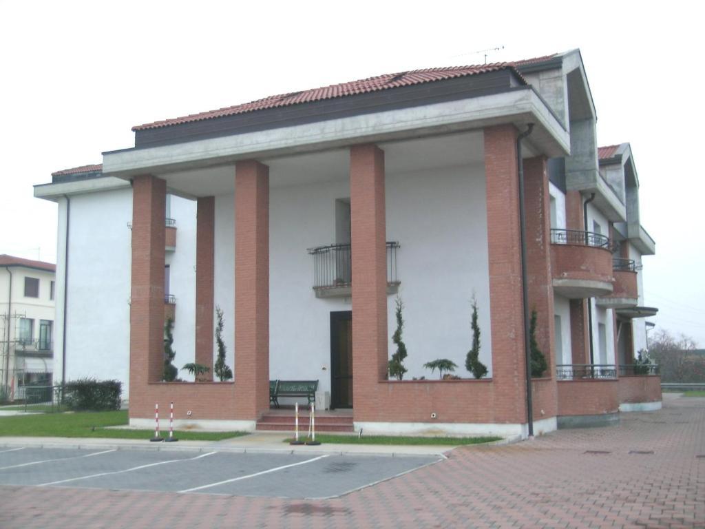 Hotel Da Vito Campagna Lupia Bagian luar foto