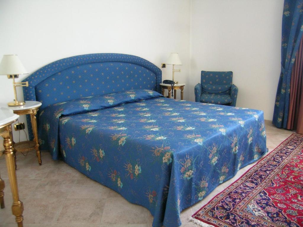 Hotel Da Vito Campagna Lupia Bagian luar foto