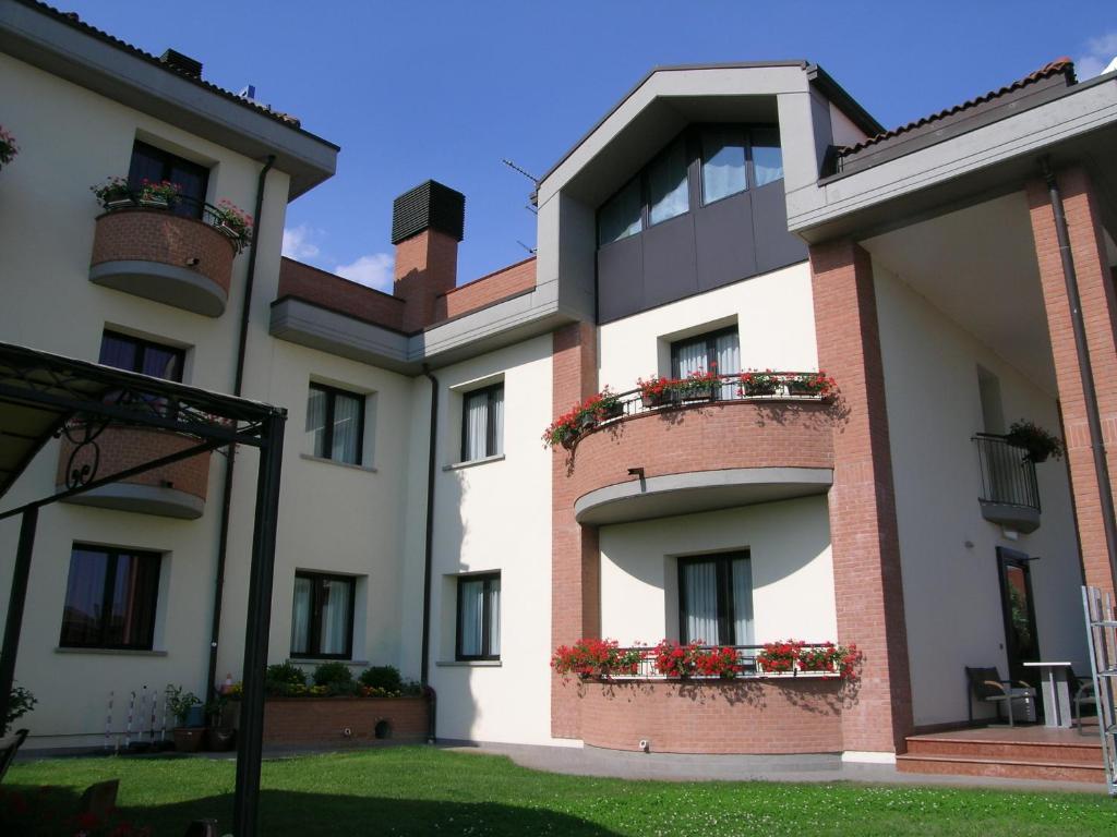 Hotel Da Vito Campagna Lupia Bagian luar foto